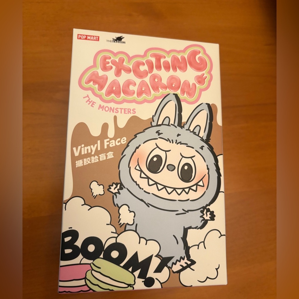 NEW IN BOX-THE MONSTERS - Exciting Macaron Vinyl Face Blind Box Lychee Berry